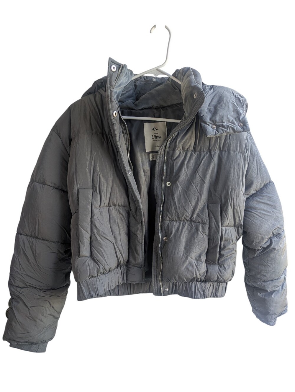 Abercrombie & Fitch Cropped Puffer Jacket